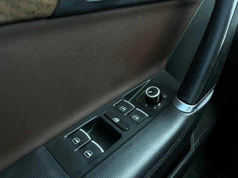 Volkswagen Passat 2012 року 1.8 Бензин АКПП Кредит/Обмін/Лізинг