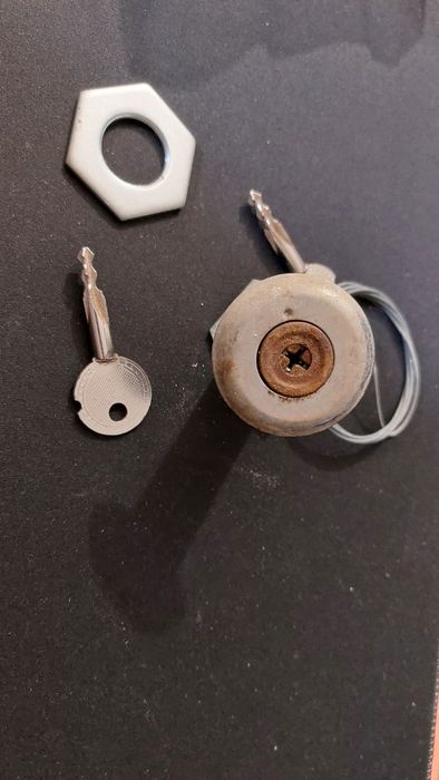 Fechadura de portão automático de embraiagem