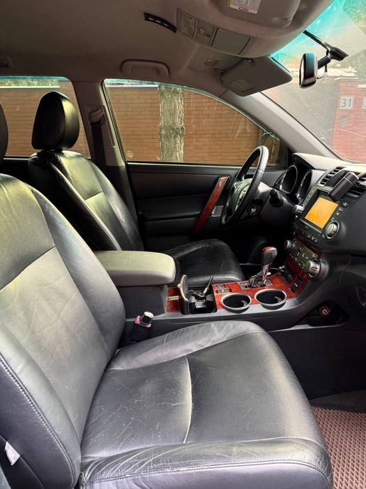 ПРОДАМ Toyota Highlander