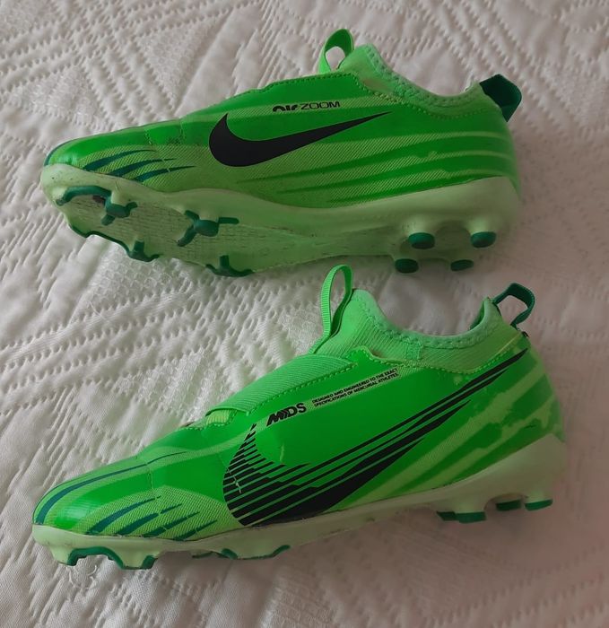 Р.37(23,5 см) NIKE бутси копочки кросівки