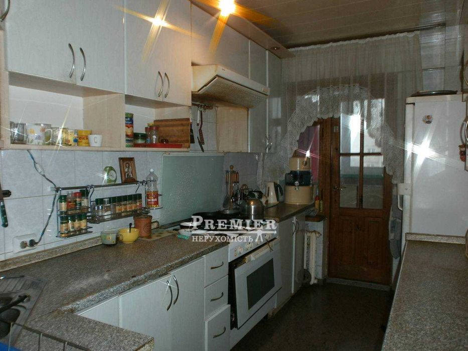Дворівнева 5к квартира в цегляному будинку на площі Толбухіна - View 2