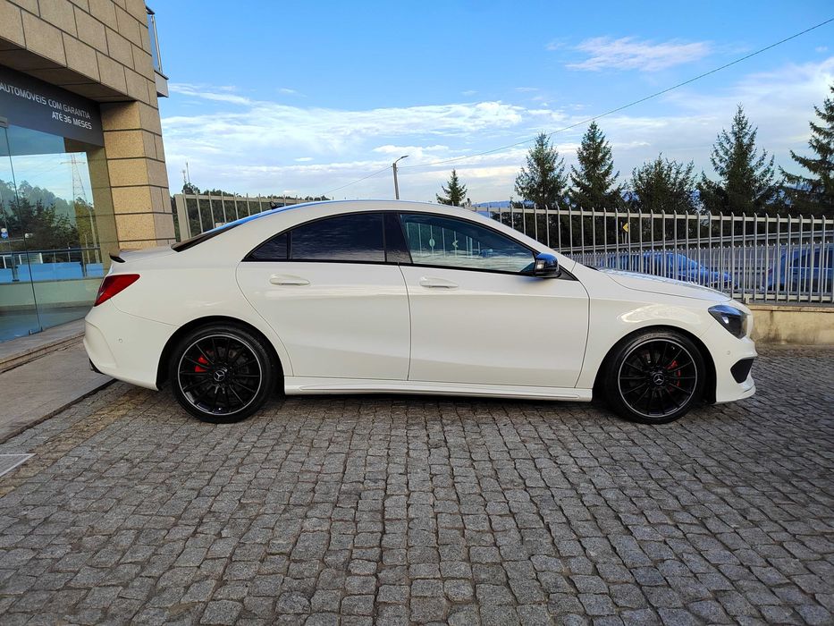 Mercedes CLA 200 AMG / Cx. Manual