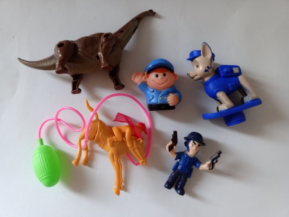 Лот іграшок хлопчику