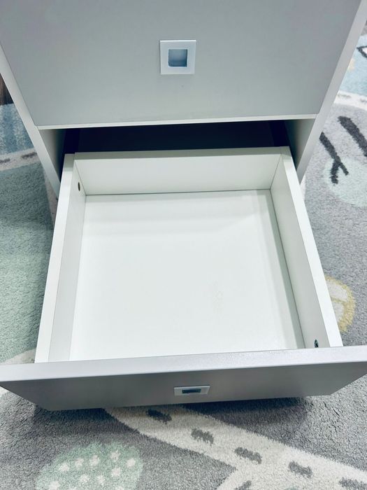 Biuro z kontenerem Konsimo Mirum