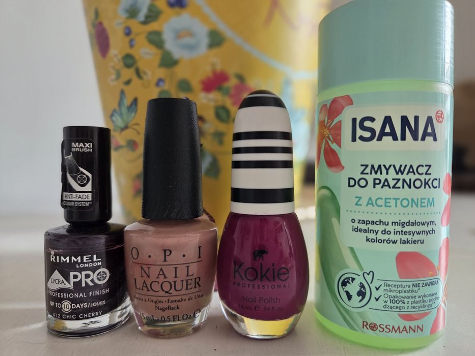 Lakiery do paznokci + zmywacz