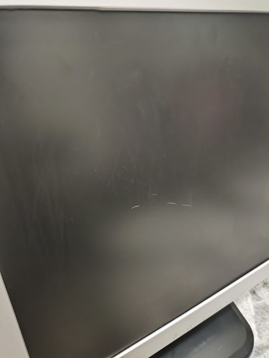 Monitor Samsung 913v z 2005 roku
