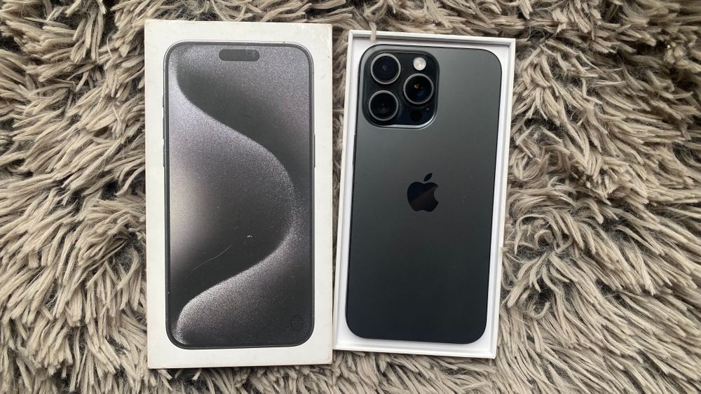 iPhone 15 Pro Max, 256 GB