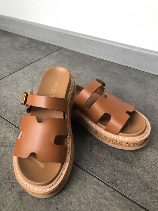 klapki, sandały na koturnie, jak nowe, rozm. 37 - 37,5