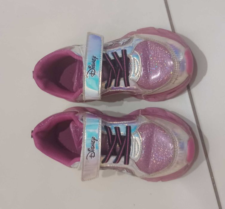 Sprzedam buty dziewczęce