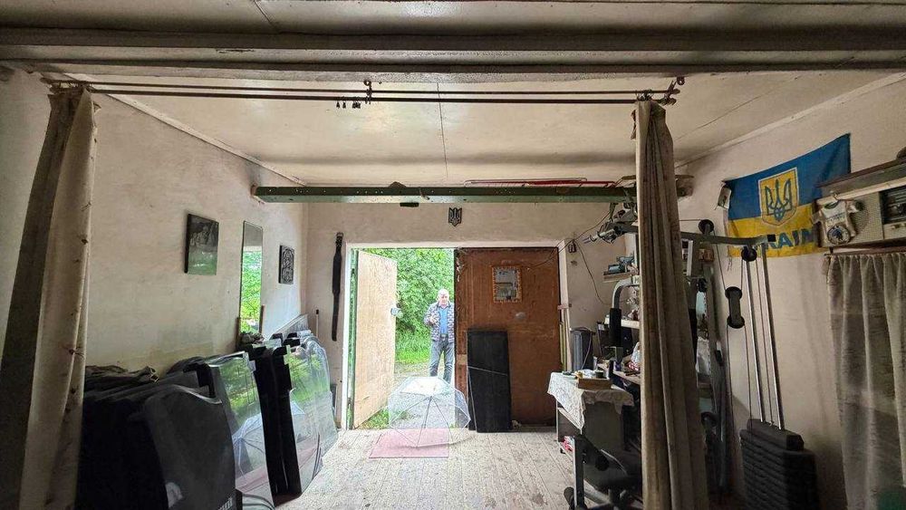 Гараж 3, площею 21,6 кв.м. Івано-Франківська обл.