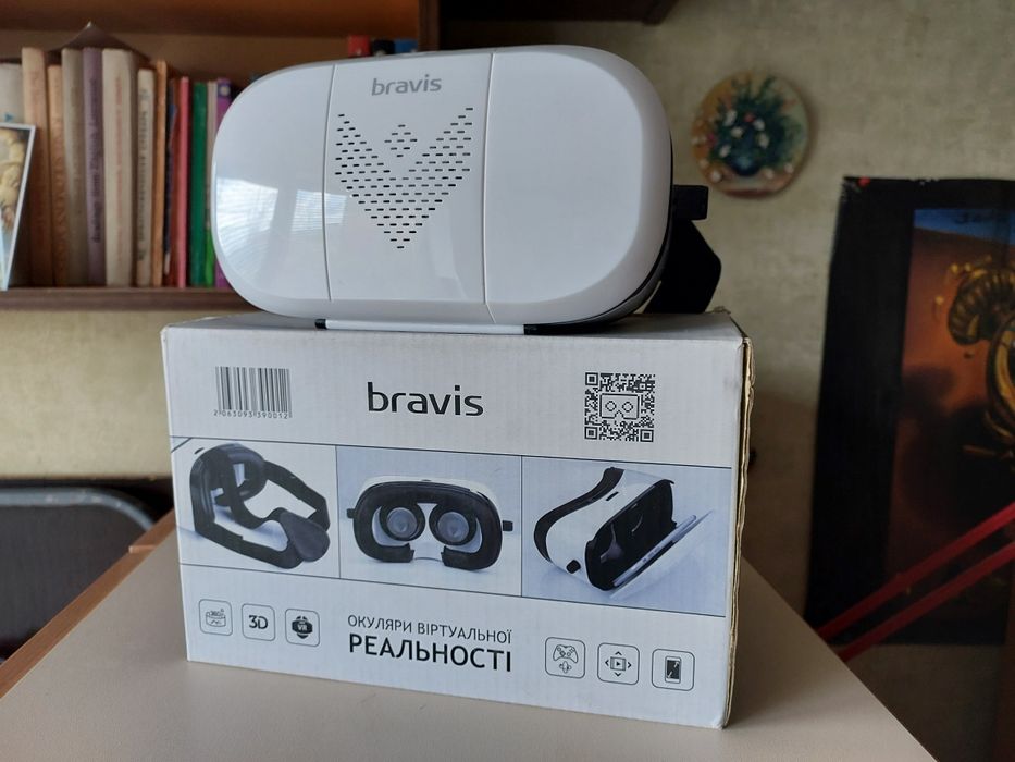 Окуляри віртуальної реальності  Bravis VR
