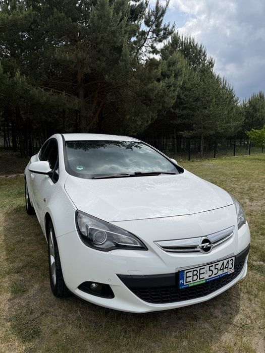 Opel astra J GTC 1,4T 140km