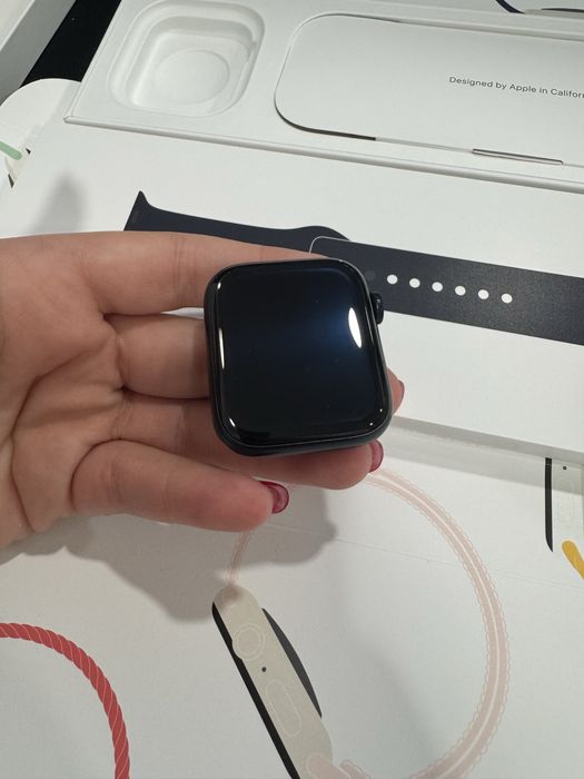 Apple Watch SE Gen 2 44mm GPS