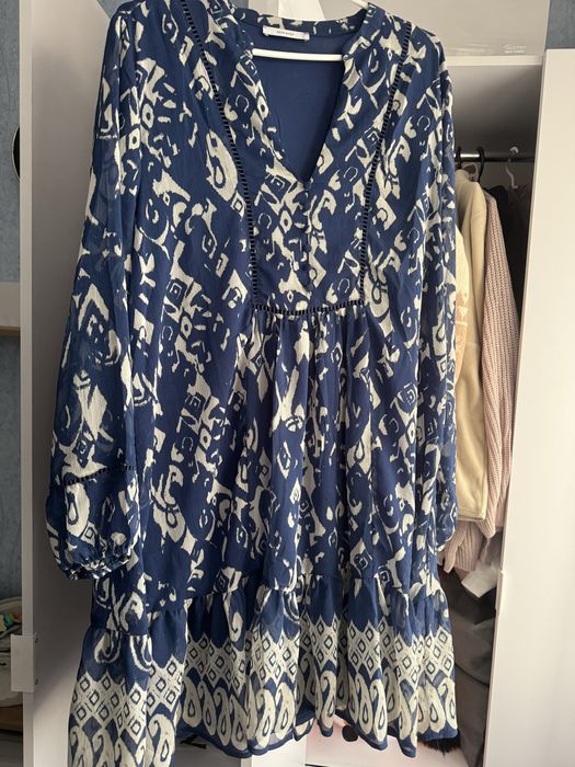 Легке красиве плаття ,бренд reserved розмір л