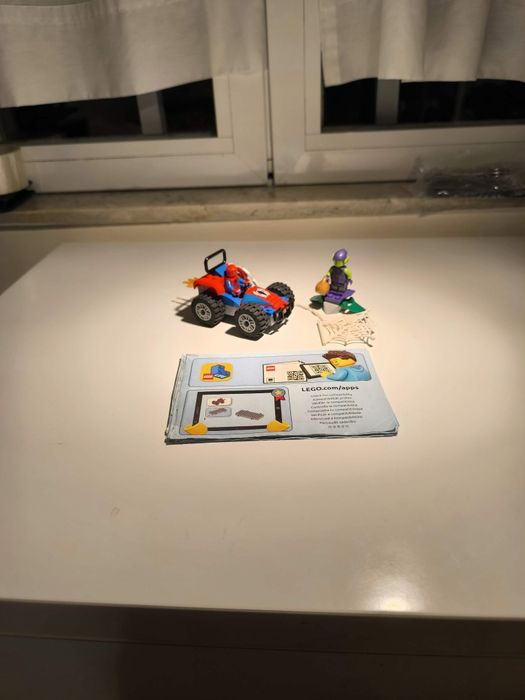 Lego Marvel Spider-Man Car Chase 76133