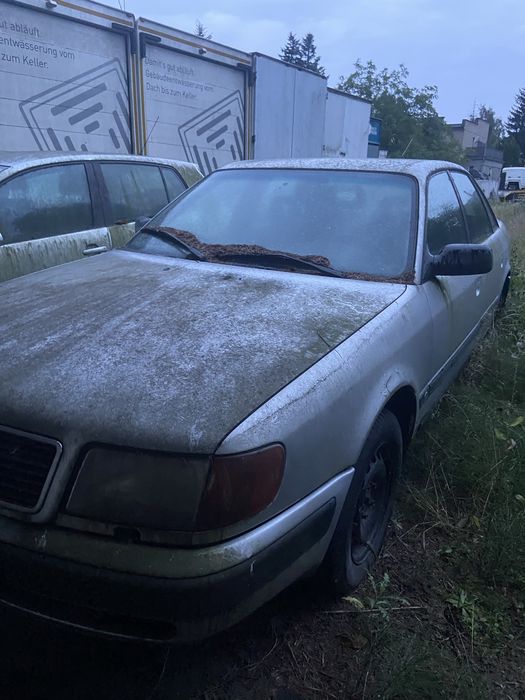 Audi 100