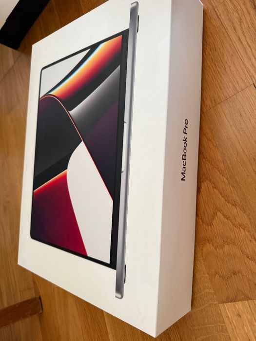 MacBook Pro M1 14 cali, rok 2021 /16GB/ 512 GB/ 90% Bateria