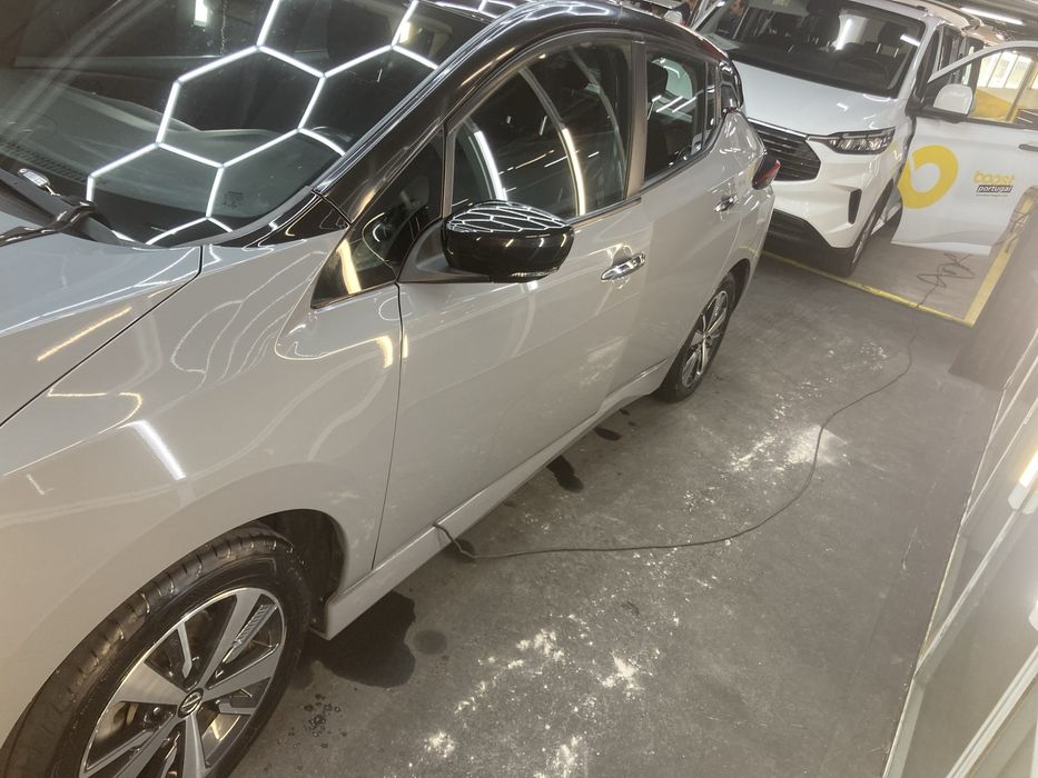 Vendo nissan leaf