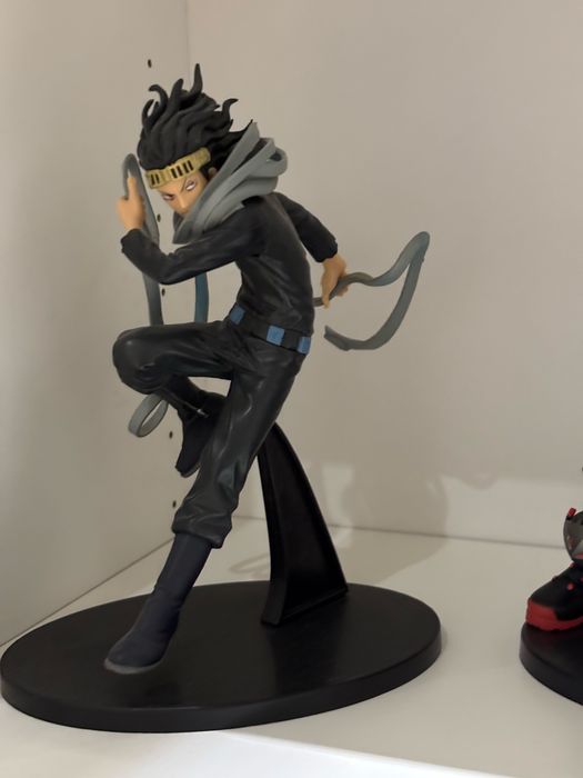 Action figure Aizawa