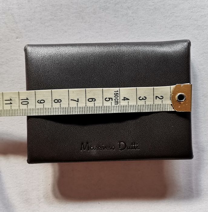 Portfel typu koperta Massimo Dutti.