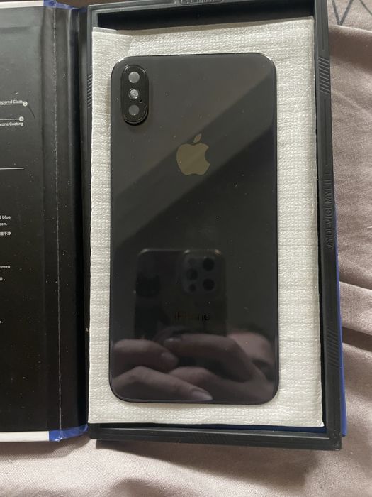 Продам стекло заднее IPhone XS