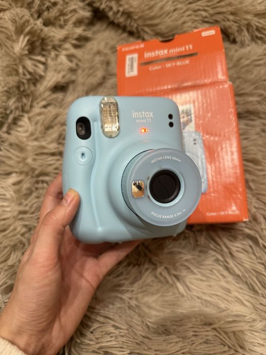 Продам Фотоаппарат Fujifilm Instax Mini 11 (Sky Blue)