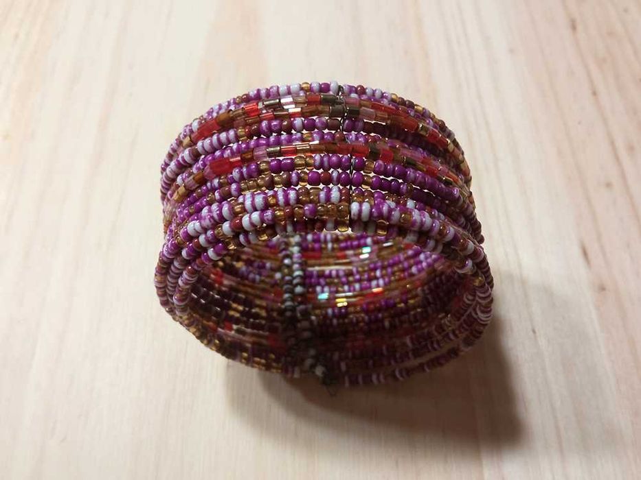 Pulseira Com Contas Roxas