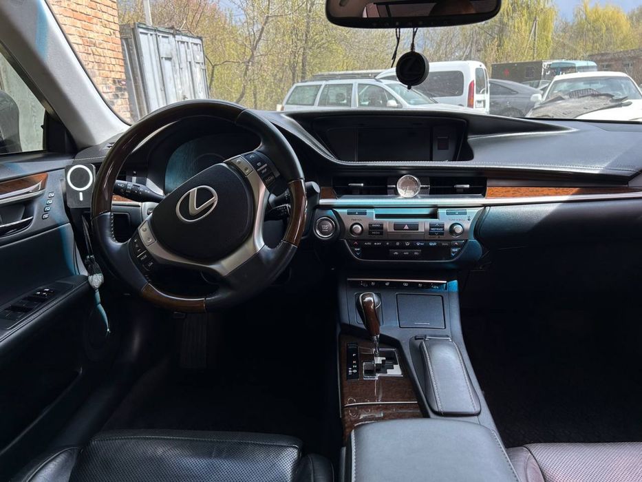 Lexus ES 350 2014 року