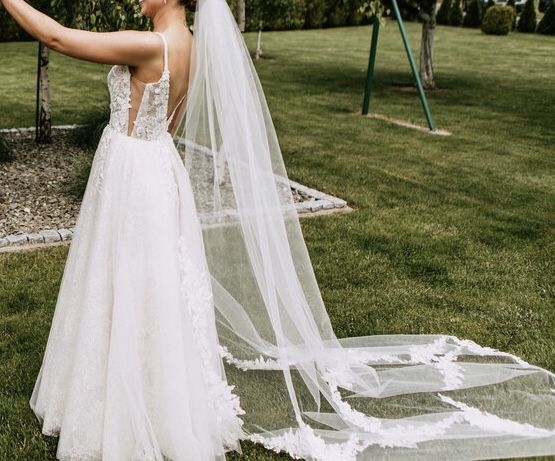 Suknia ślubna Joanna Rosa + gratis 3 m welon