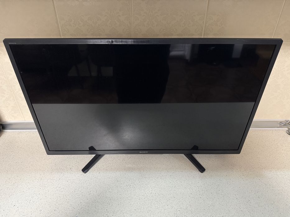 Телевізор 32 дюйма ,Chiq