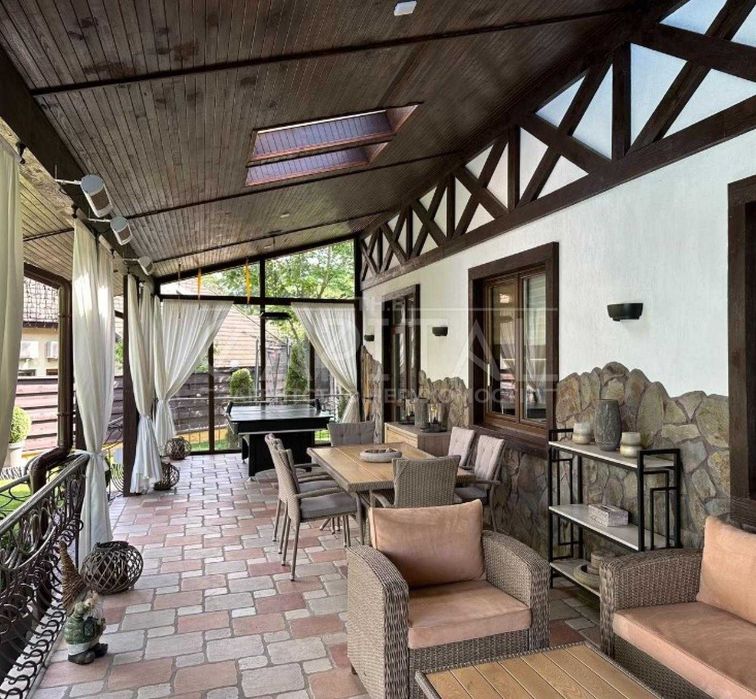 Продажа дома с бассейном, КГ Козырная карта, Березовка Макаровский р-н