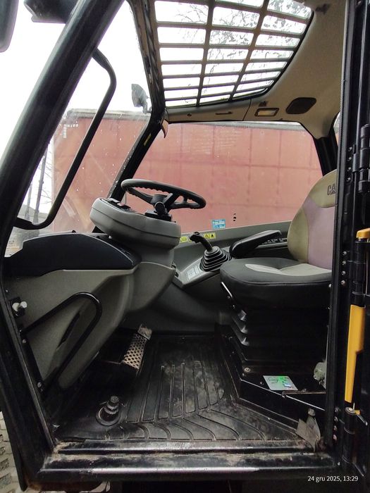 Ładowarka teleskopowa Caterpillar CAT TH360b