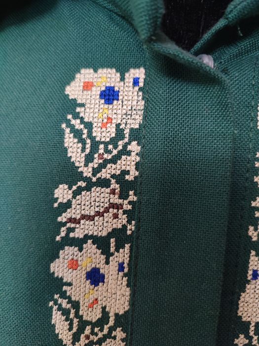 Вишиванка, хрестик