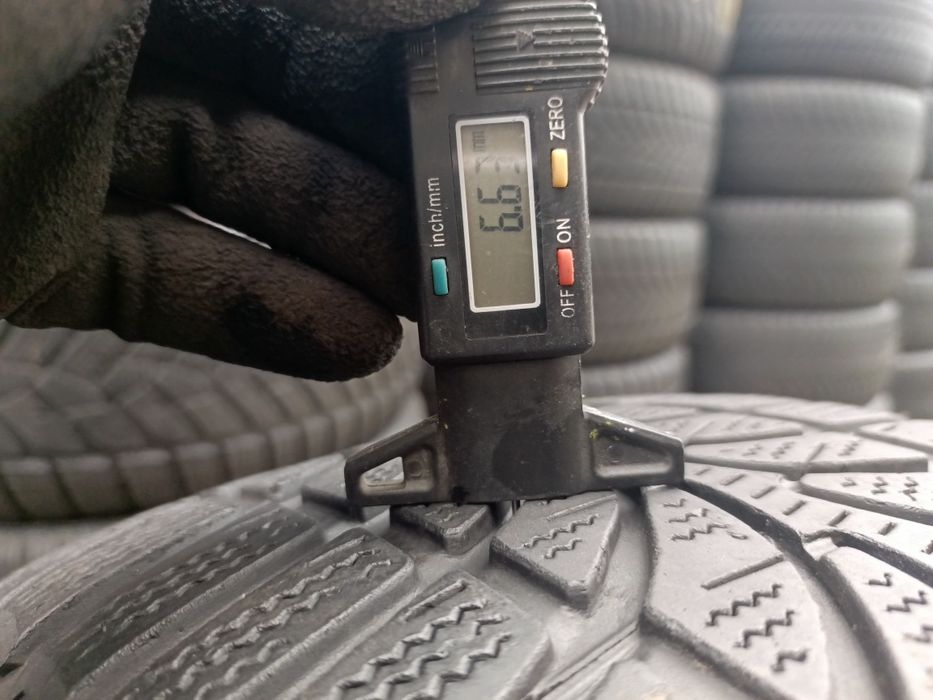 225.45.18 Bridgestone Blizzak 4 шт