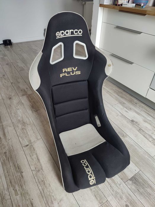 Fotel Kubełkowy Sparco Rev Plus, Homologacja FIA