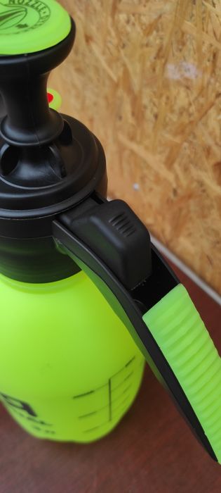 Опрыскиватель Мрия 2 л и 3 л ручной