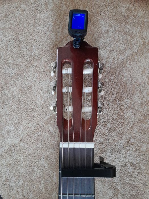 Gitara akustyczna