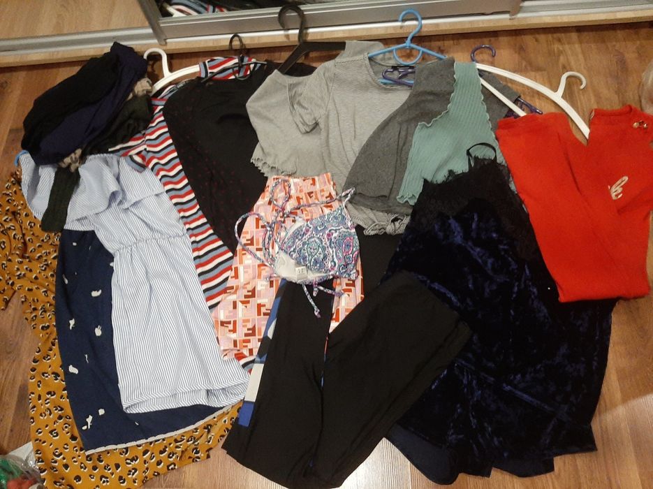 Лот речей с-м 750грн жіночіх