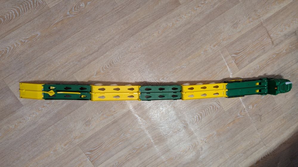 Продам трек для машинок