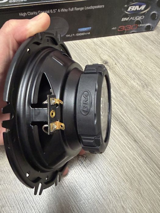 Продам  комплект динамиков для авто