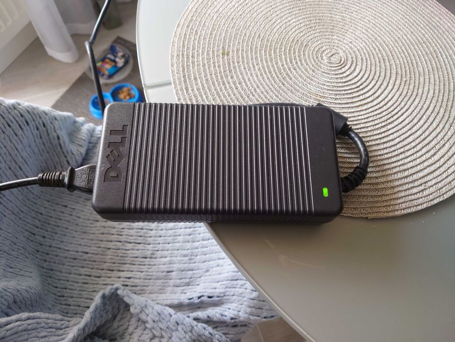 Продам ноутбук з відеокартою GTX 1060 + аккаунт WoT