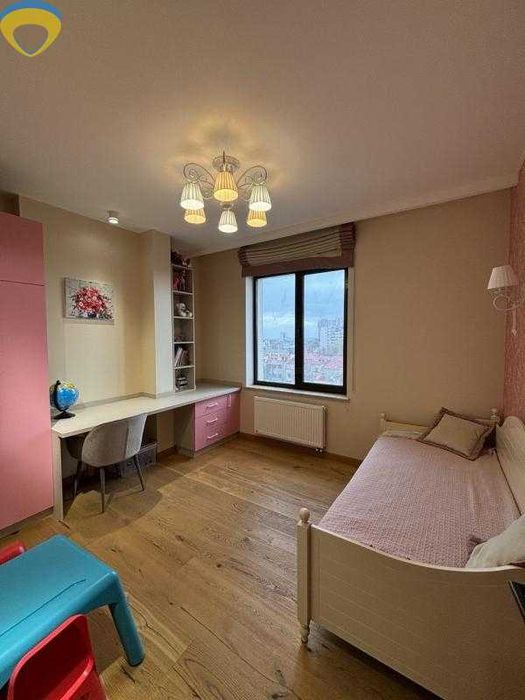 Продам стильную 3к квартиру в ЖК Лимнос