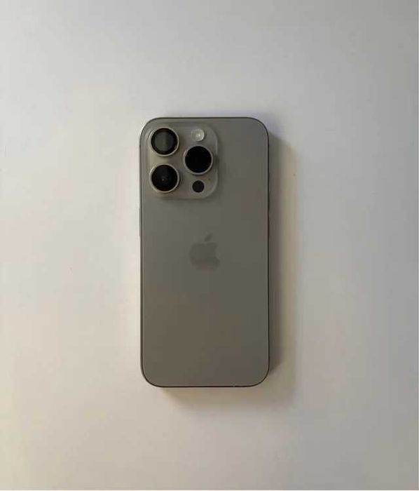 Apple iPhone 15 Pro Natural Titanium
