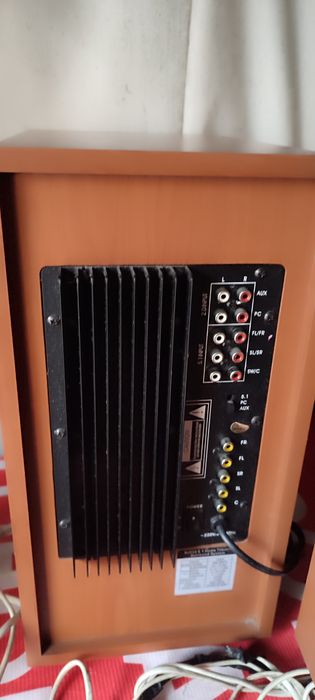 Продам акустическую систему Luxeon 5,1