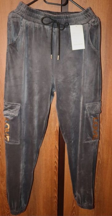 Dresy Damskie Welurowe Love Szare Ciemne s/m