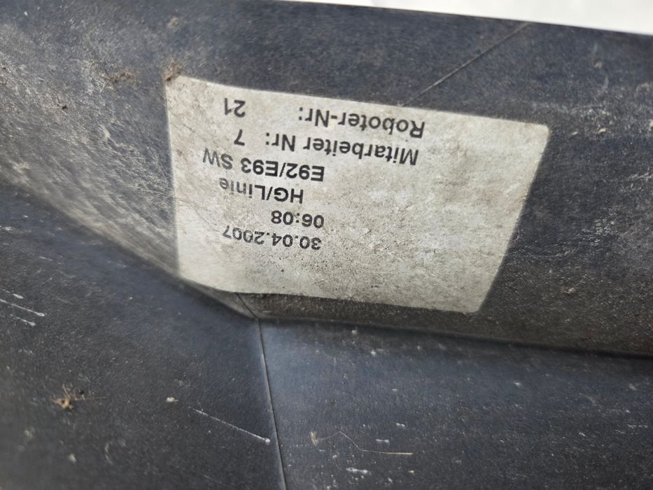 Błotnik przedni prawy BMW E92 E93 Black Sapphire 475/9 OEM 7146066
