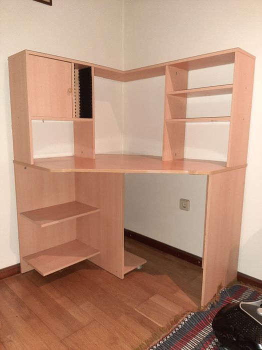 Vendo secretária para estudo