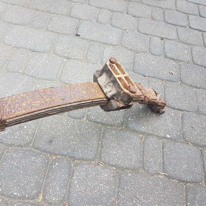 resor uchwyt mocowanie wspornik fiat 126p maluch oryginał po 13 tys km