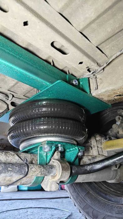 Пневмопідвіска на Nissan Interstar/Renault Master2/Opel Movano до 2011