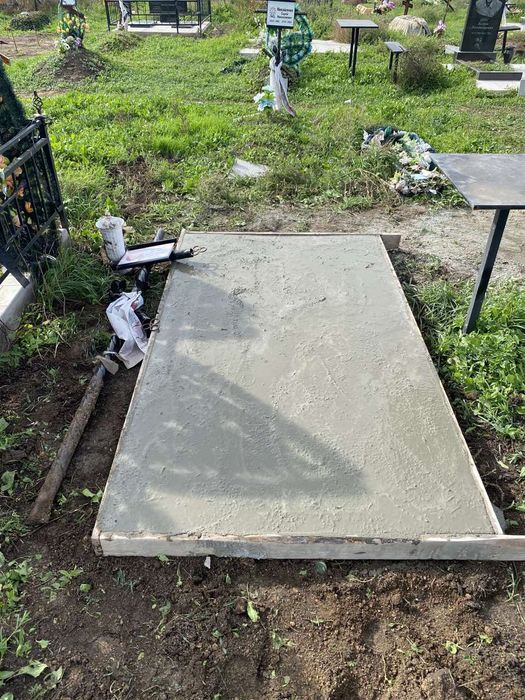 Гранитный памятник с установкой от 20тыс. грн.